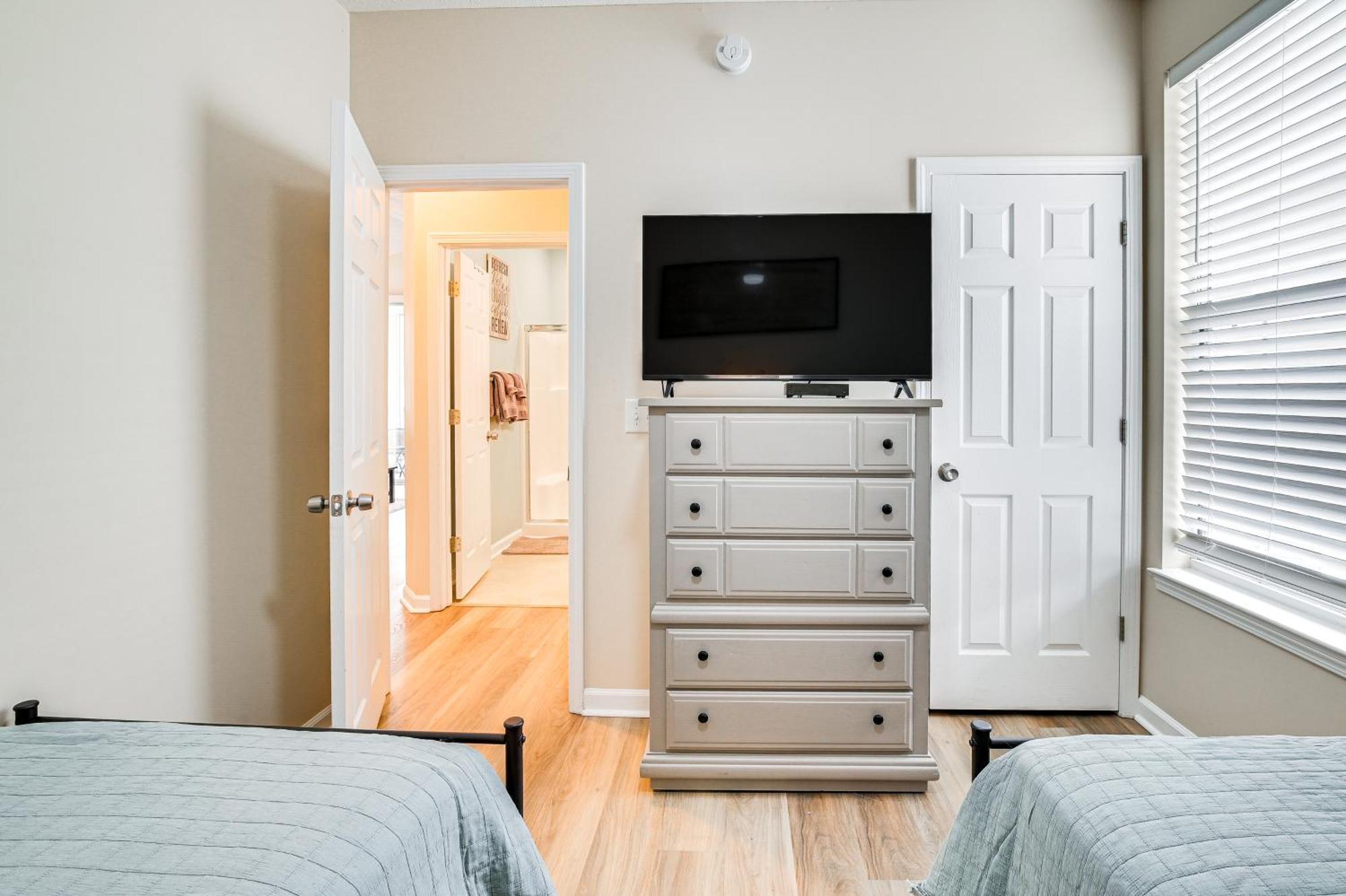 Breezy Golf Condo With Pool Access, 4 Mi To Beach Myrtle Beach Exterior foto